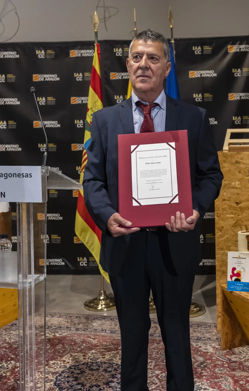 Félix Teira ha recogido el Premio de las Letras Aragonesas en el Museo Pablo Serrano.