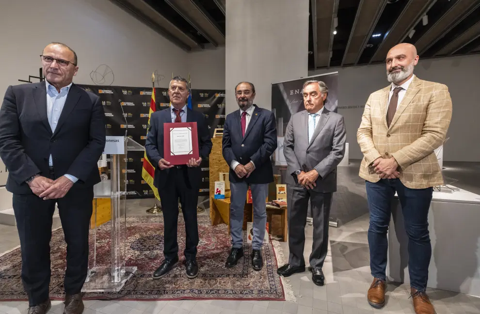 Félix Teira ha recogido el Premio de las Letras Aragonesas en el Museo Pablo Serrano.