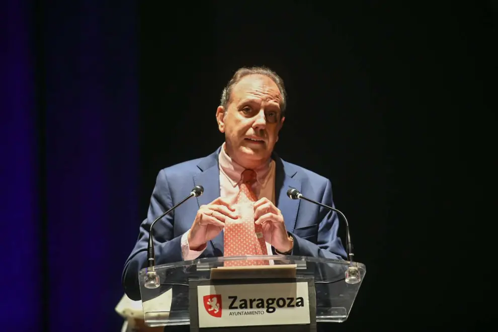 Foto de la entrega de los premios del X Festival Aragón Negro 2023, en el Teatro Principal de Zaragoza