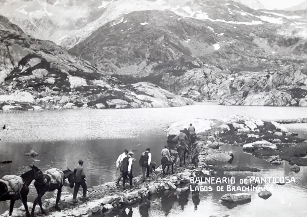 Fotos históricas de la construcción de centrales hidroeléctricas en el valle de Tena.