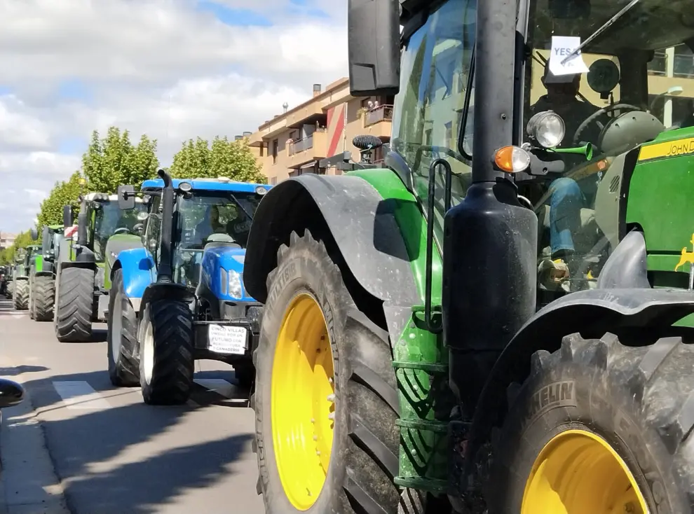 Tractorada en Ejea: primera protesta por la sequía
