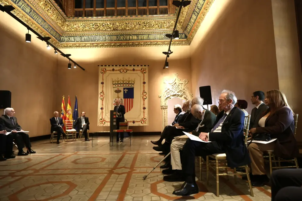 Reunión de la RAE en la Aljafería de Zaragoza.