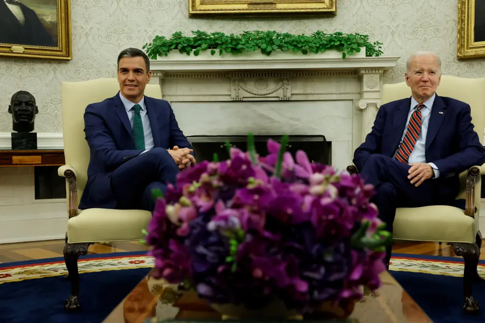 U.S. President Joe Biden looks on during a meeting with Spanish Prime Minister Pedro Sanchez in the Oval Office at the  House in Washington, U.S. May 12, 2023. USA-SPAIN/