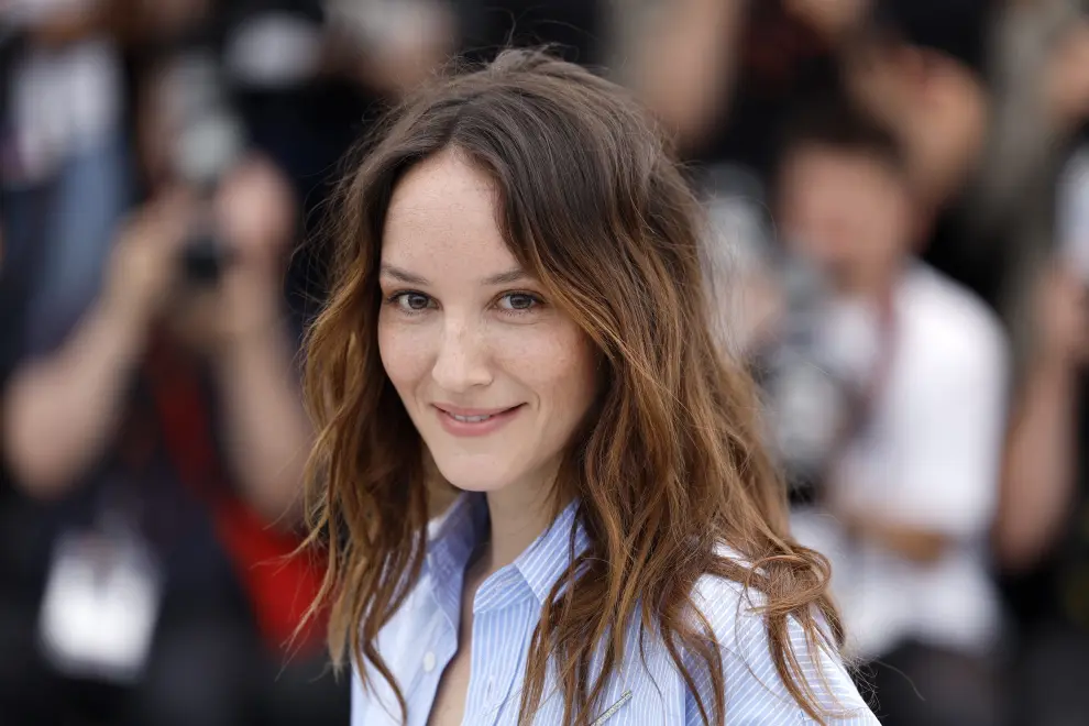 Cannes (France), 17/05/2023.- Jury President Anais Demoustier attends the photocall for the Jury Camera D'Or during the 76th annual Cannes Film Festival, in Cannes, France, 17 May 2023. The festival runs from 16 to 27 May. (Cine, Francia) EFE/EPA/SEBASTIEN NOGIER
 FRANCE CANNES FILM FESTIVAL 2023