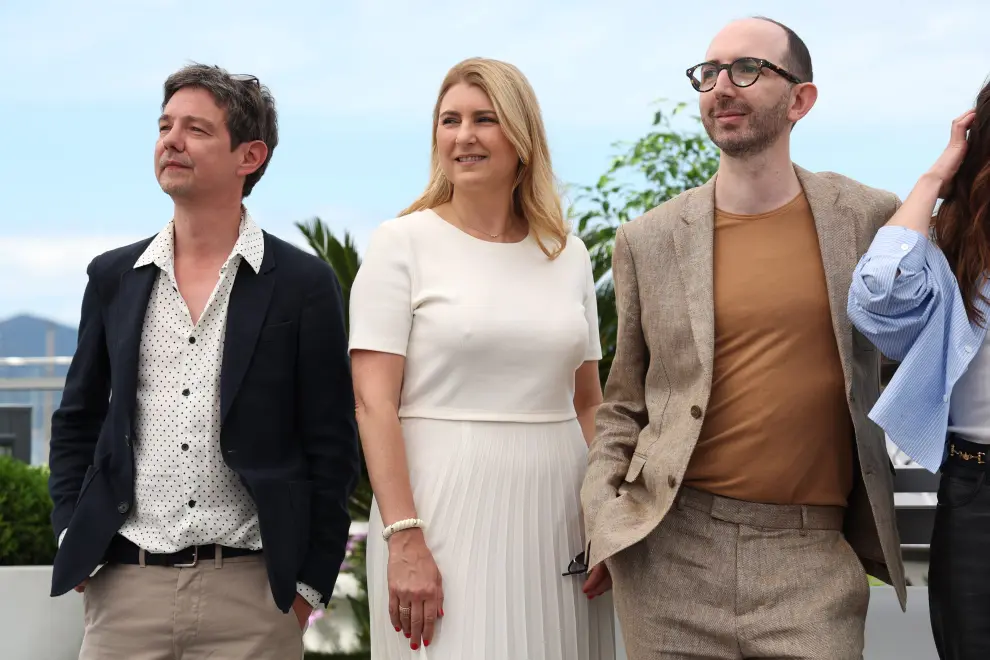 Cannes (France), 17/05/2023.- (L-R) Jury President Anais Demoustier, French actor Raphael Personnaz and French director of photography Nathalie Durand attend the photocall for the Jury Camera D'Or during the 76th annual Cannes Film Festival, in Cannes, France, 17 May 2023. The festival runs from 16 to 27 May. (Cine, Francia) EFE/EPA/MOHAMMED BADRA
 FRANCE CANNES FILM FESTIVAL 2023