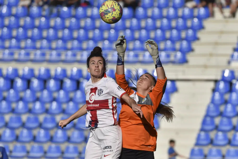 La SD Huesca femenina se midió a un combinado aragonés en El Alcoraz.