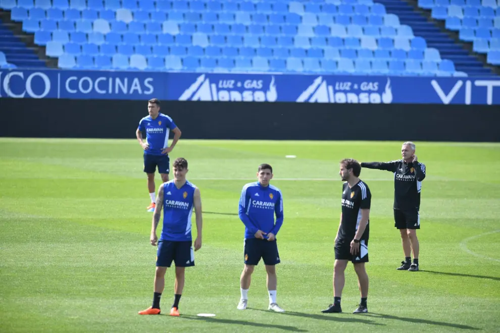 Foto del entrenamiento del Real Zaragoza en La Romareda para el último partido de liga y despedida de Alberto Zapater