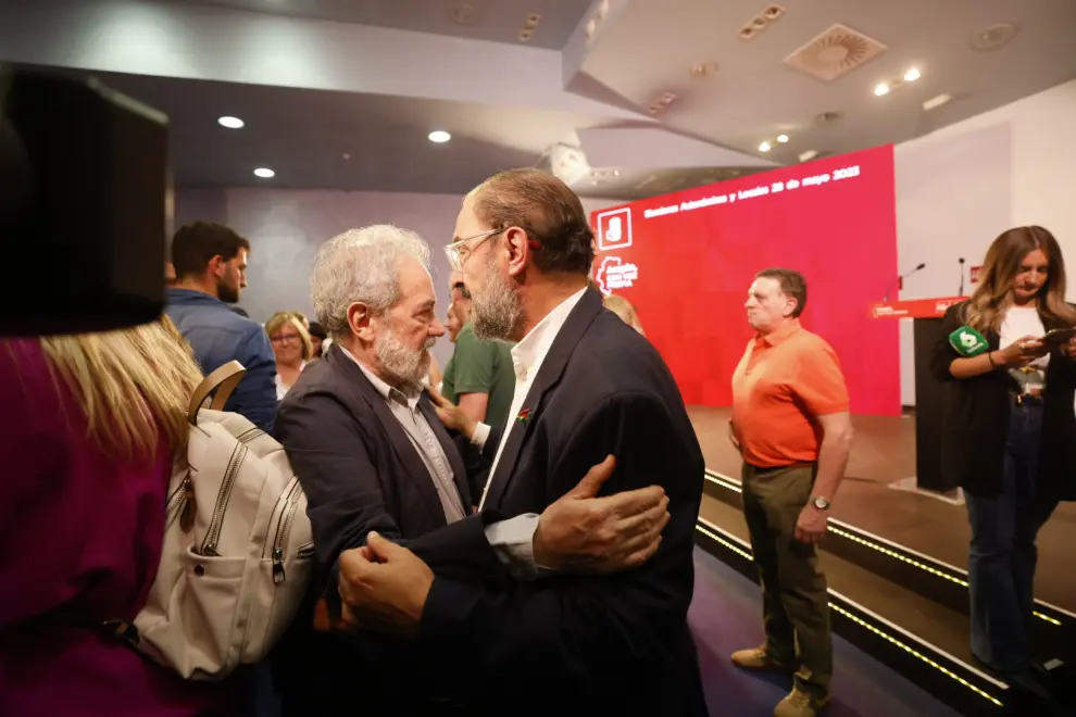 El socialista Javier Lambán acepta la derrota electoral