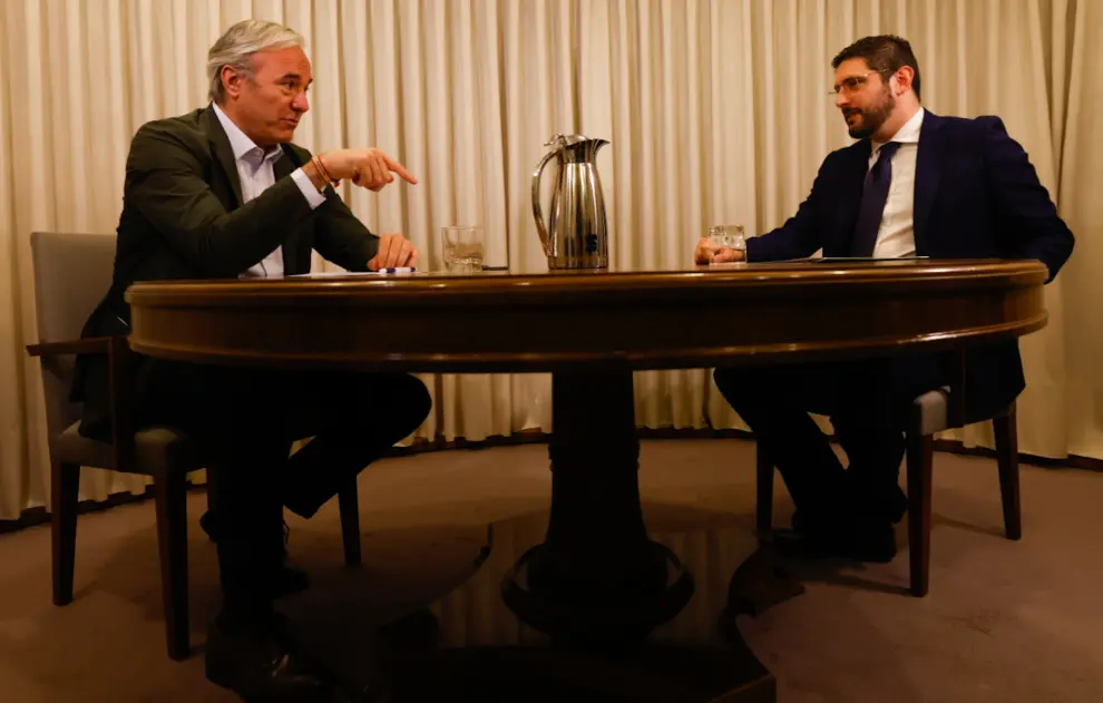 Azcón (PP) se reúne con Nolasco, líder de Vox en Aragón