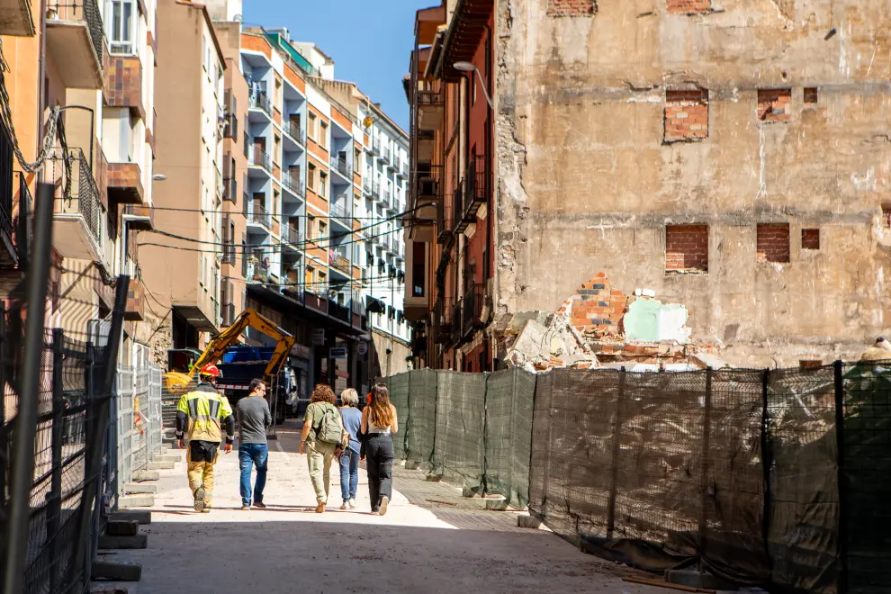 Afectados de los edificios colindantes de la casa derrumbada en Teruel