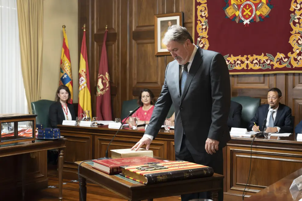 Pleno de constitucion del ayuntamiento de Teruel Emma Buj, Foto Antonio Garcia Bykofoto 17 06 23_3[[[FOTOGRAFOS]]]