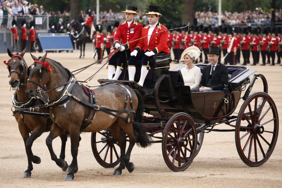 London (United Kingdom), 17/06/2023.- Britain's Queen Camilla (L) watches the Trooping the Colour on Horse Guards Parade, London, Britain, 17 June 2023. The Trooping of the Colour traditionally marks the official birthday of the British sovereign and features a parade of over 1,400 soldiers, 200 horses and 400 musicians. This is King Charles III first Trooping as sovereign, joining the parade on horseback, marking the first time that the reigning monarch has ridden at this event since 1986. (Reino Unido, Londres) EFE/EPA/DAVID CLIFF
 BRITAIN ROYALS