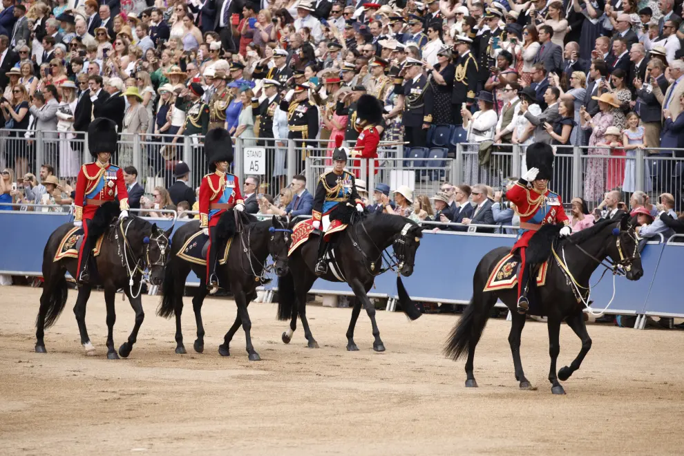 London (United Kingdom), 17/06/2023.- (L-R) Britain's Prince of Wales, King Charles III, Edward, the Duke of Edinburgh and Anne, the Princess Royal, at Trooping the Colour on Horse Guards Parade, London, Britain, 17 June 2023. The Trooping of the Colour traditionally marks the official birthday of the British sovereign and features a parade of over 1,400 soldiers, 200 horses and 400 musicians. This is King Charles III first Trooping as sovereign, joining the parade on horseback, marking the first time that the reigning monarch has ridden at this event since 1986. (Reino Unido, Edimburgo, Londres) EFE/EPA/DAVID CLIFF
 BRITAIN ROYALS