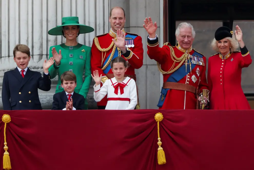 Britain's King Charles, Queen Camilla, Prince William, Catherine, Princess of Wales, Prince George, Princess Charlotte and Prince Louis appear on the balcony of Buckingham Palace as part of Trooping the Colour parade to honour Britain's King Charles on his official birthday in London, Britain, June 17, 2023. REUTERS/Toby Melville BRITAIN-ROYALS/KING-BIRTHDAY