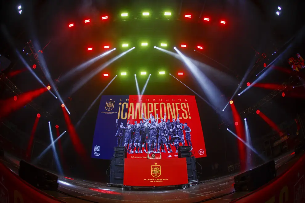 Fiesta en el Wizink Center de Madrid: los aficionados homenajean a la selección española, campeona de la Liga de Naciones