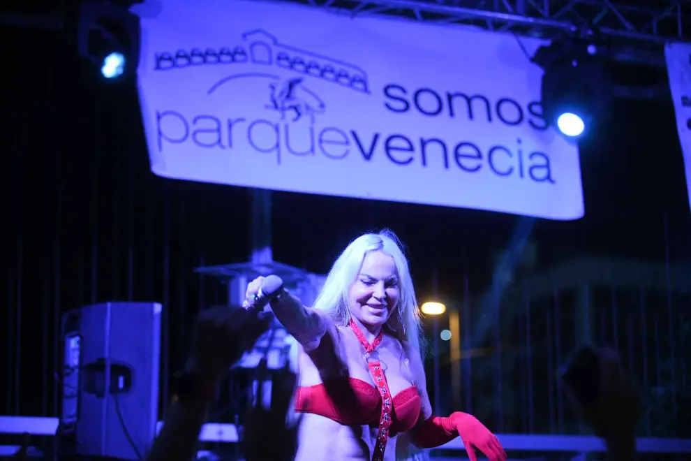 Leticia Sabater trae su particular "barbacoa" a las fiestas de Parque Venecia en Zaragoza