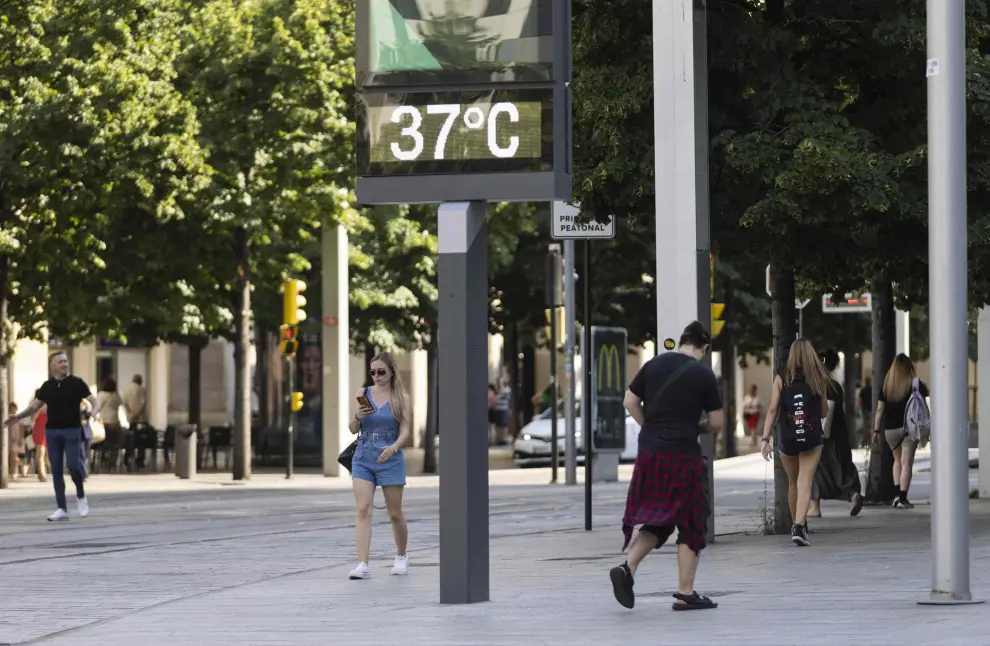 Primera ola de calor del verano en Zaragoza
