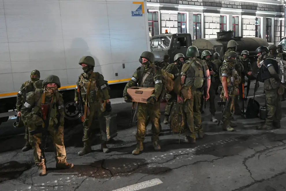 Combatientes del grupo mercenario Wagner, en la ciudad rusa de Rostov