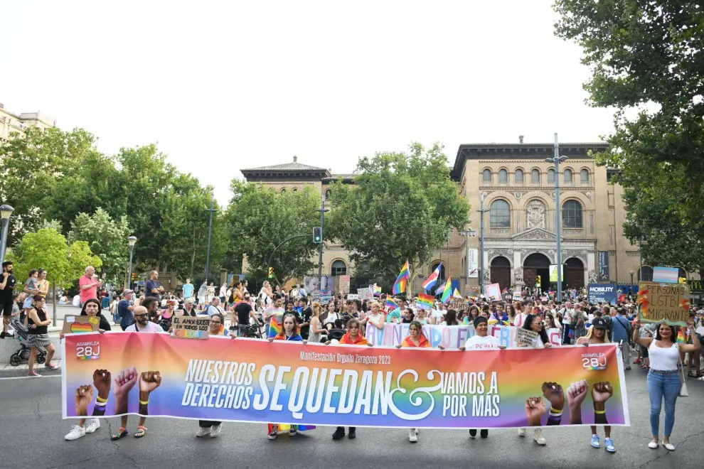 Fotos de la manifestación del Día del Orgullo en Zaragoza.