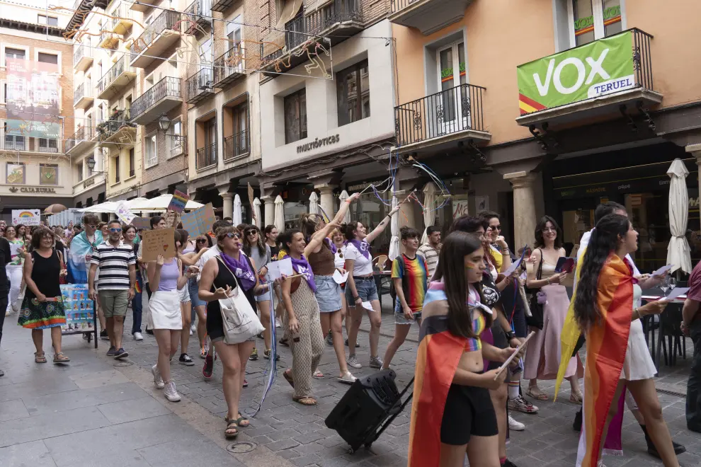 Manifrestacion del dia del orgullo gay en Teruel. foto Antonio garcia Bykofofo_2. 28 06 23[[[FOTOGRAFOS]]]
