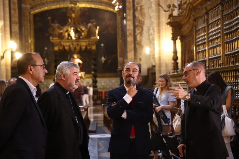 Javier Lambán visita la catedral de La Seo de Zaragoza