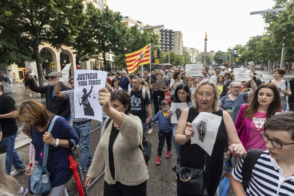 Manifestación de los funcionarios de Justicia en Zaragoza