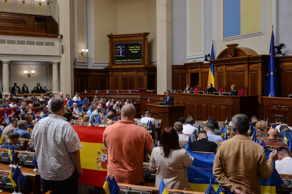 El presidente del Gobierno, Pedro Sánchez, en el Parlamento de Kiev (Ucrania)