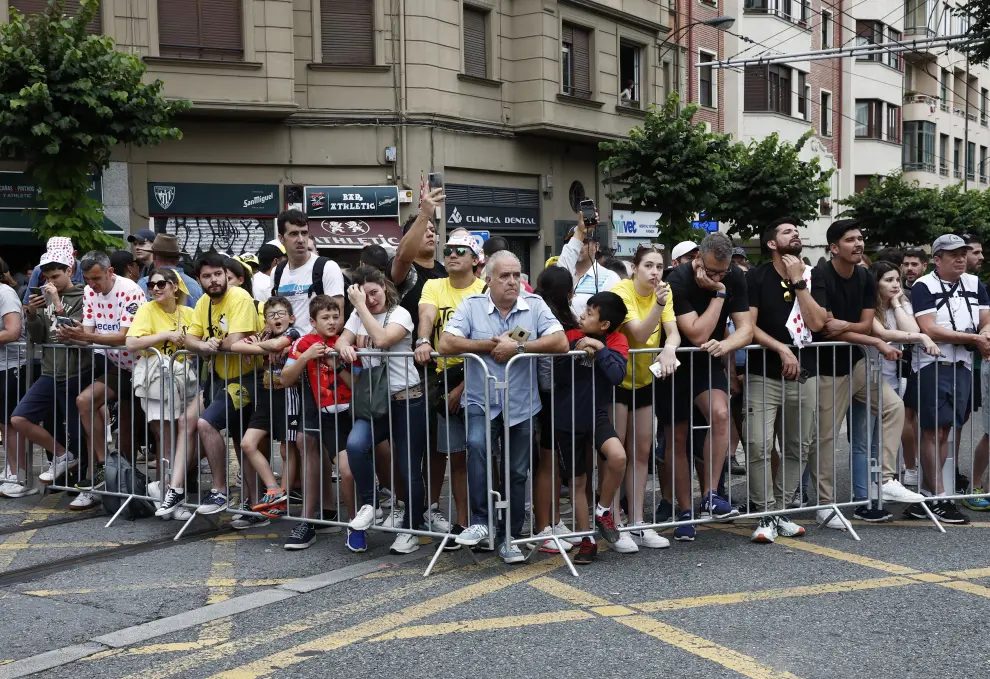 Cycling - Tour de France - Stage 1 - Bilbao to Bilbao - Spain - July 1, 2023 Spectators are pictured ahead of stage 1 REUTERS/Benoit Tessier CYCLING-FRANCE/