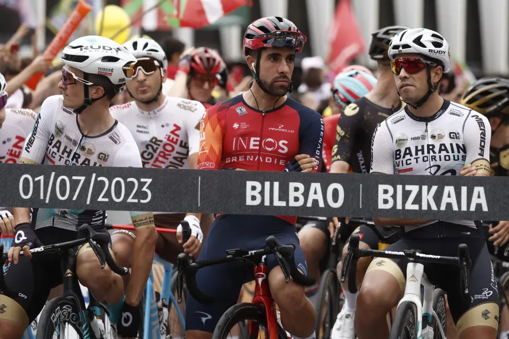 Cycling - Tour de France - Stage 1 - Bilbao to Bilbao - Spain - July 1, 2023 The start ribbon is cut it ahead of stage 1 REUTERS/Benoit Tessier CYCLING-FRANCE/