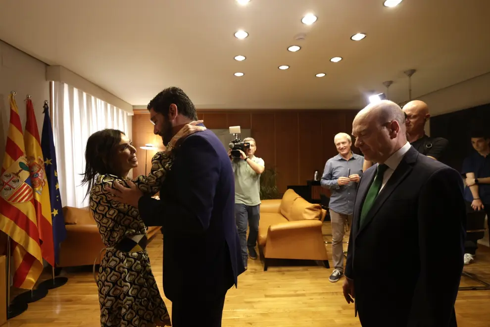 En la ronda de partidos, Marta Fernández (Vox) ha recibido este miércoles a Alejandro Nolasco y Santiago Morón.