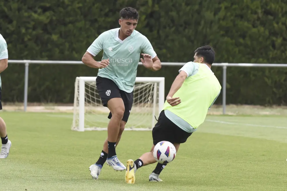 Primer entrenamiento de la SD Huesca en la pretemporada 2023-24.