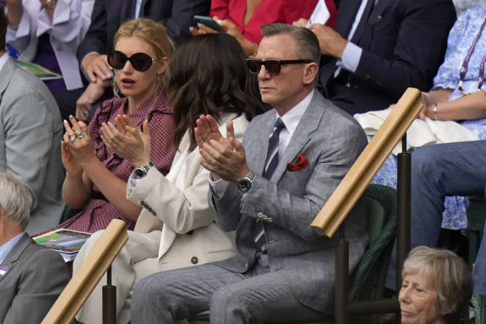 Actor Daniel Craig and his wife, actor Rachel Weisz and actor Imogen Poots, left, sit in the Royal Box on Centre Court for the final of the men's singles between Spain's Carlos Alcaraz and Serbia's Novak Djokovic on day fourteen of the Wimbledon tennis championships in London, Sunday, July 16, 2023. (AP Photo/Alastair Grant)


Associated Press/LaPresse
Only Italy and Spain