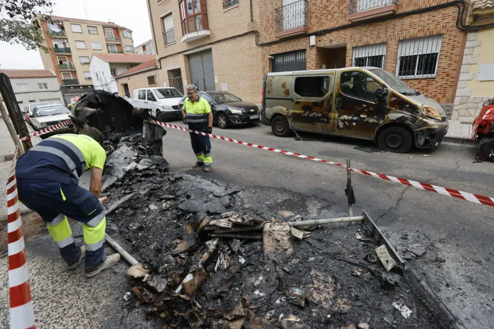 Quema de contenedores en Zaragoza.