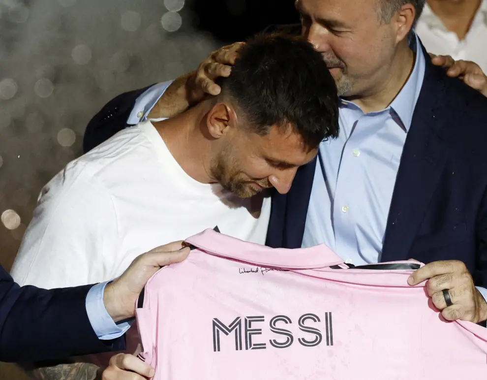 Soccer Football - Inter Miami CF unveil Lionel Messi - DRV PNK Stadium, Fort Lauderdale, Florida, United States - July 16, 2023 New Inter Miami signing Lionel Messi with the club shirt during the unveiling REUTERS/Marco Bello SOCCER-USA-MIA/