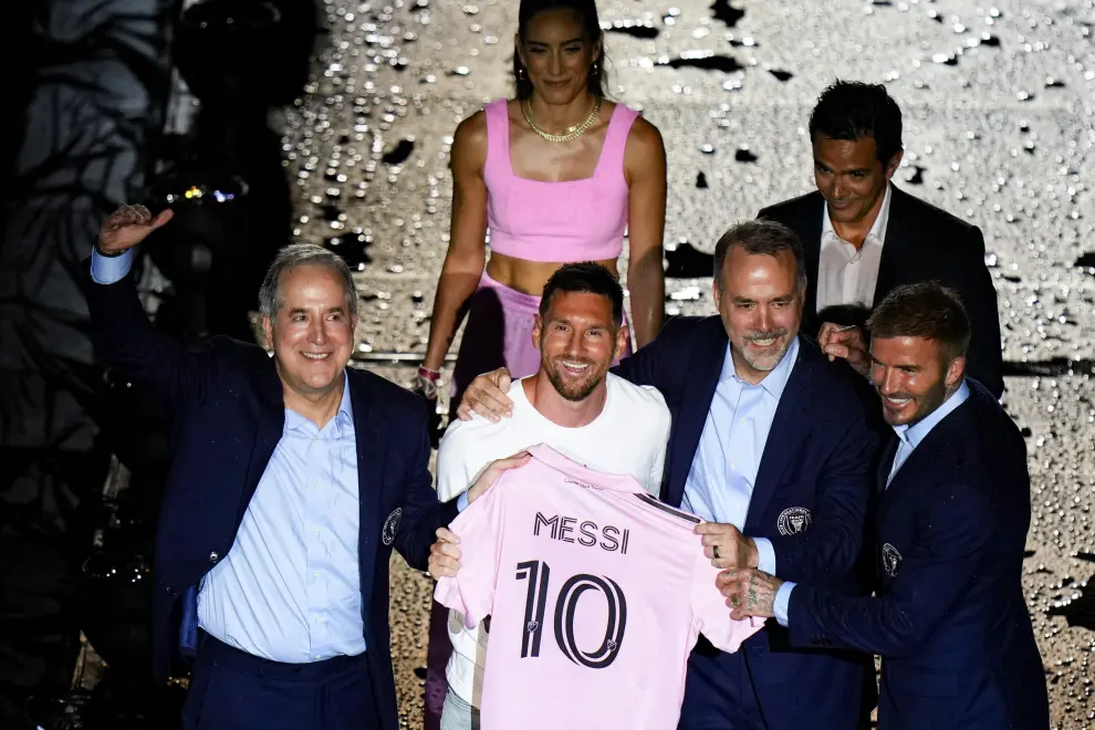 Jul 16, 2023; Ft. Lauderdale, FL, USA; An overall view of Inter Miami CF forward Lionel Messi being introduced at The Unveil event and press conference at DRV PNK Stadium. Mandatory Credit: Rich Storry-USA TODAY Sports SOCCER-USA/