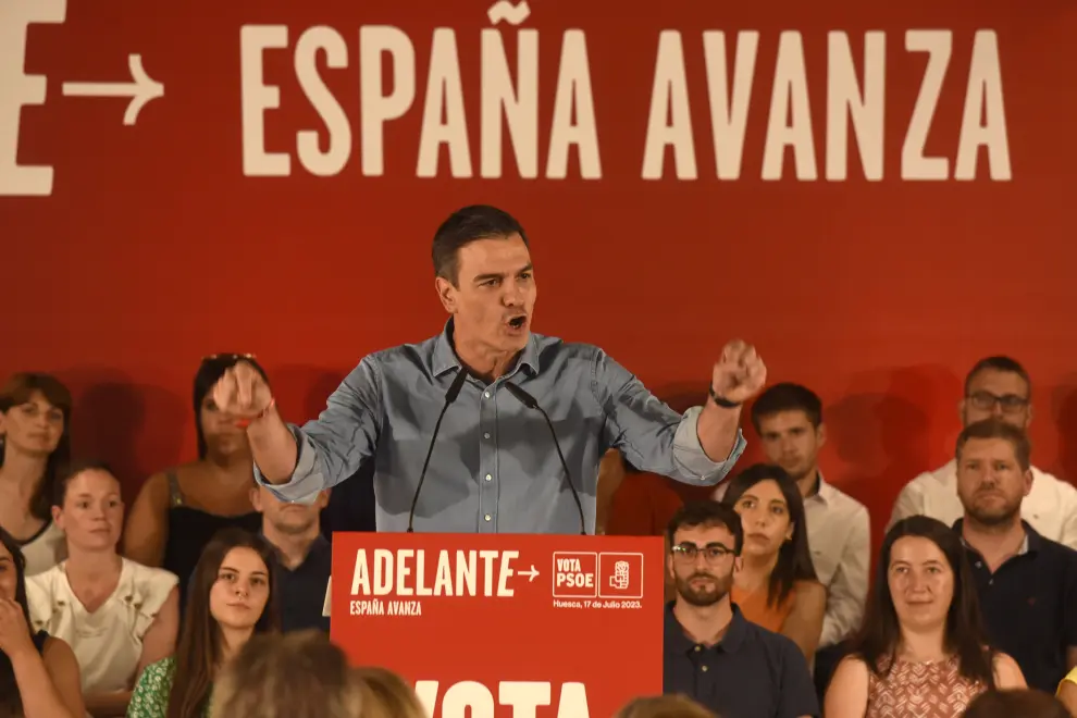 Pedro Sánchez participa en el mitin central del PSOE en Huesca