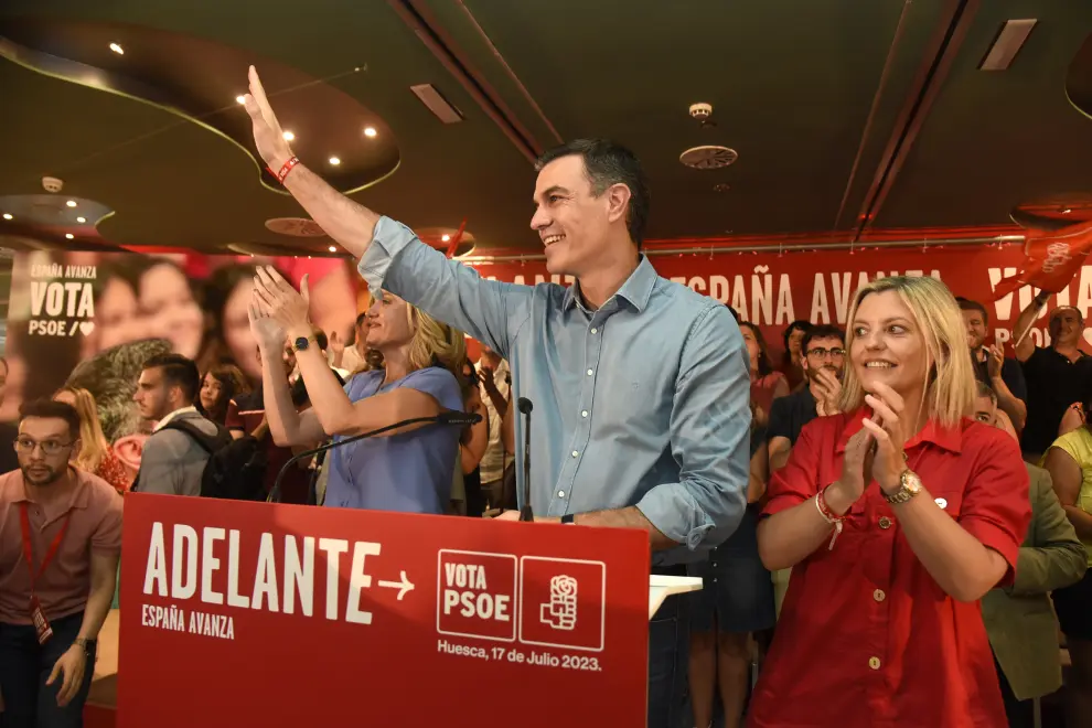 Pedro Sánchez participa en el mitin central del PSOE en Huesca