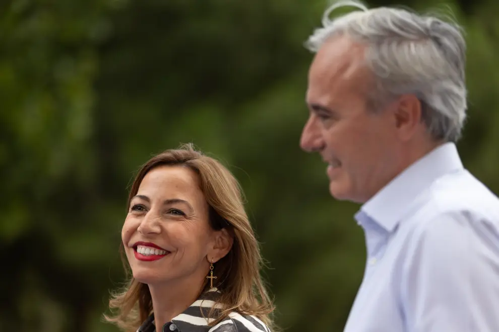 Azcón y Natalia Chueca en el cierre de campaña electoral en Zaragoza