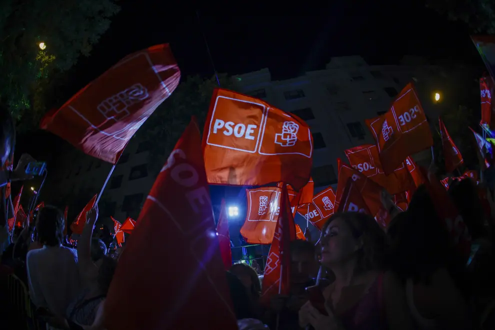 Sede del PSOE durante la noche electoral