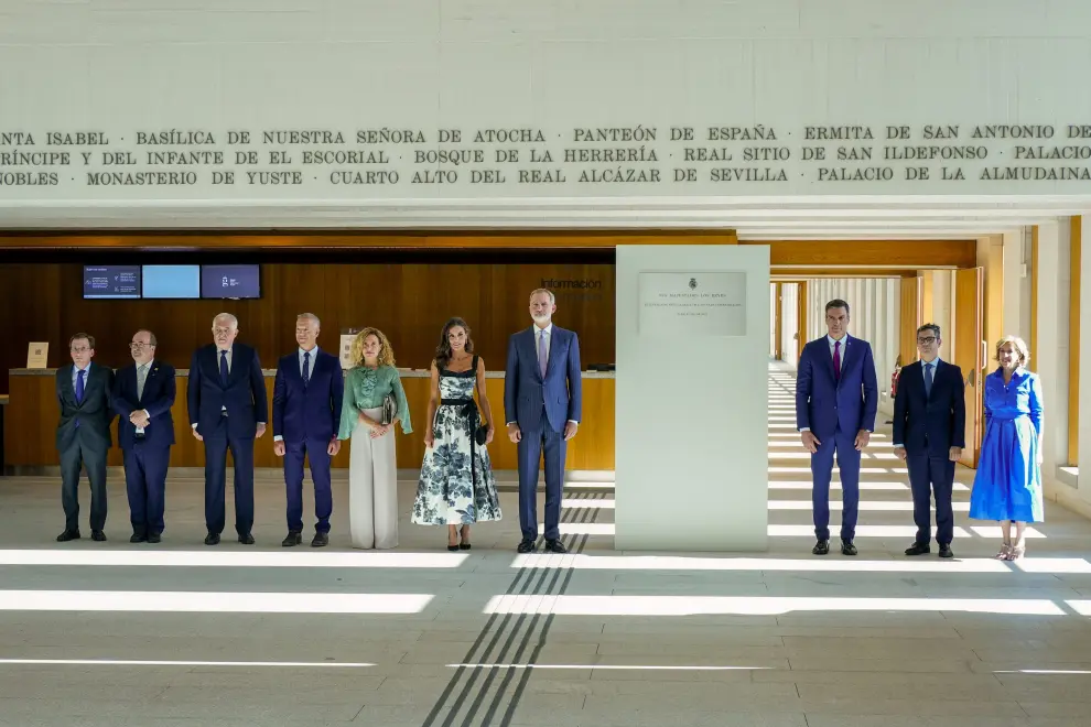 Pedro Sánchez, Felipe VI y la Reina Letizia en la inauguración de la Galería de las Colecciones Reales