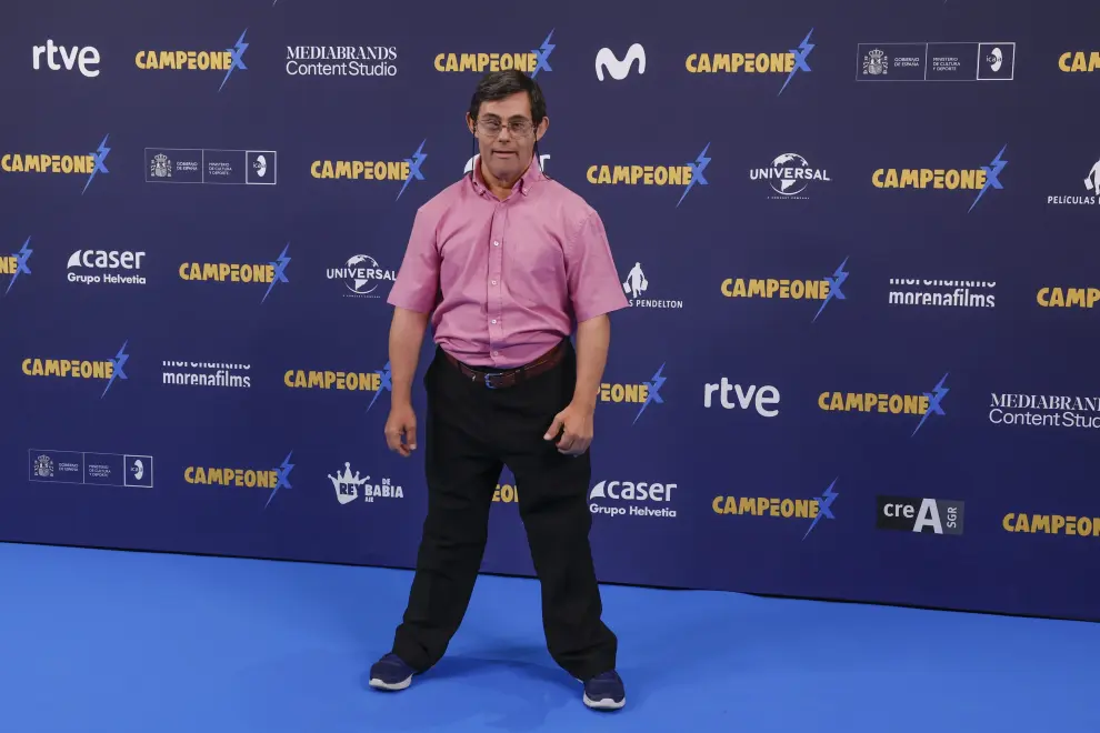 El actor Fran Fuentes posa durante la presentación de la película 'Campeonex'.