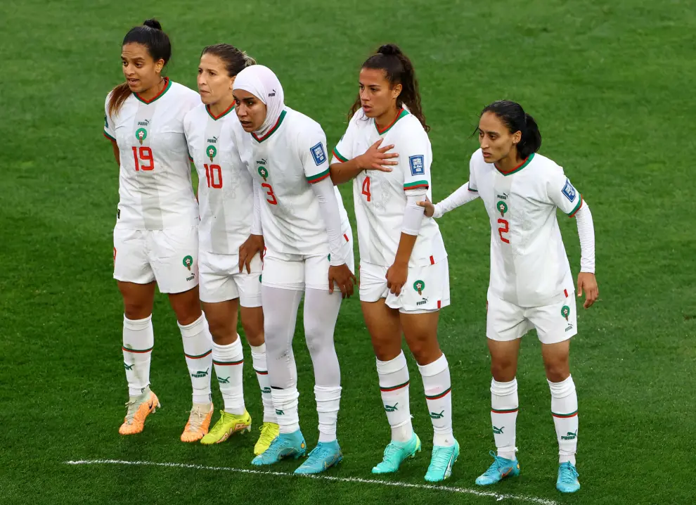Soccer Football - FIFA Women’s World Cup Australia and New Zealand 2023 - Group H - South Korea v Morocco - Hindmarsh Stadium, Adelaide, Australia - July 30, 2023  Morocco's Nouhaila Benzina lines up with teammates in a defensive wall against a free kick REUTERS/Hannah Mckay