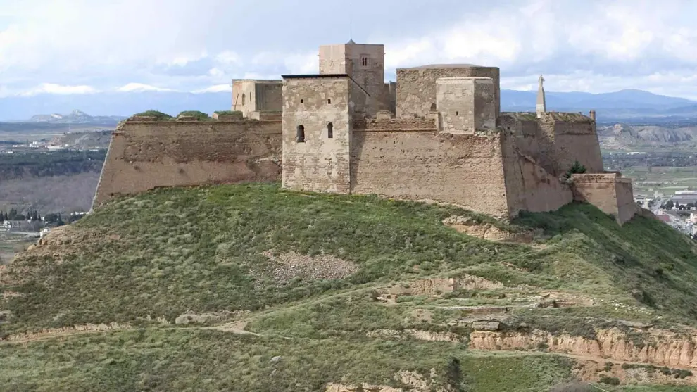 Vista general del Castillo Templario de Monzón