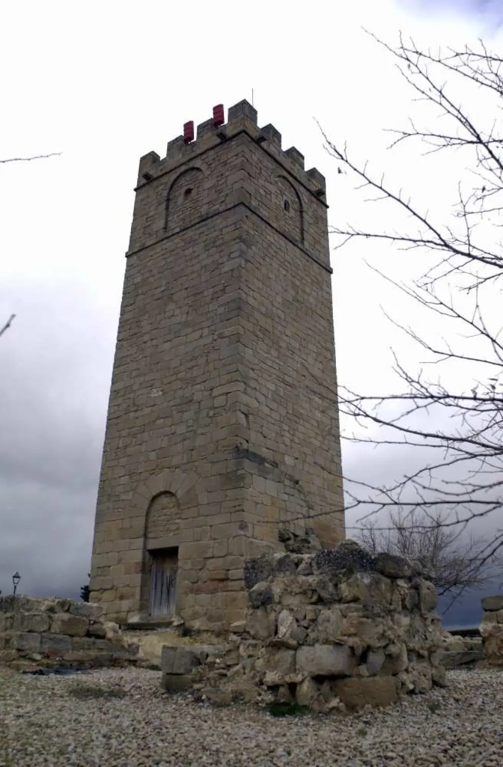 Torre del Homenaje en el castillo de Sos