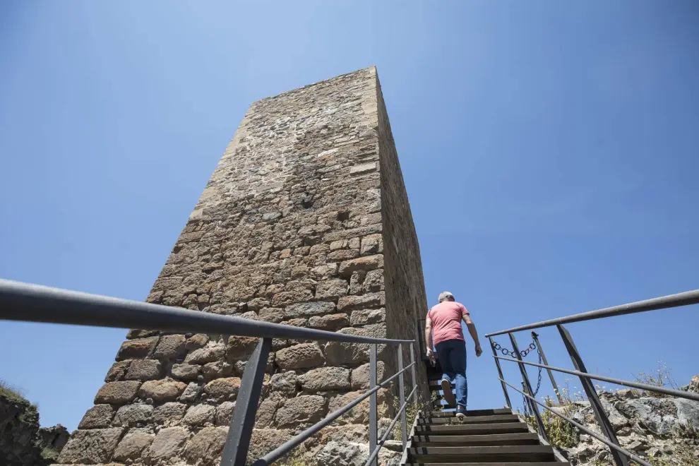 Una de las torres del Castillo de Trasmoz