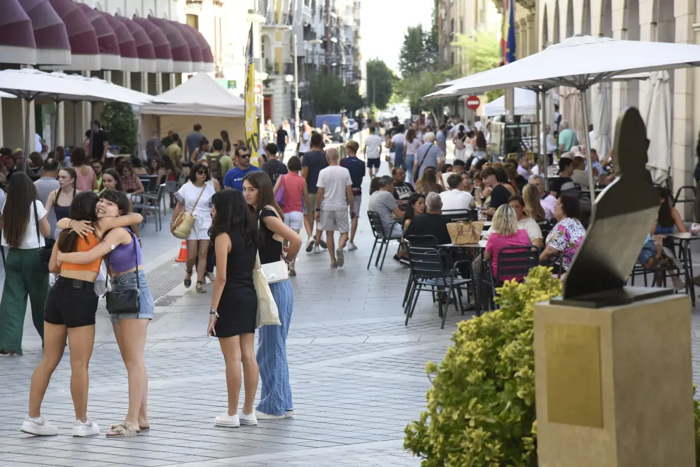 San Lorenzo 2023: ambiente en las calles y las peñas de Huesca, listas para las fiestas