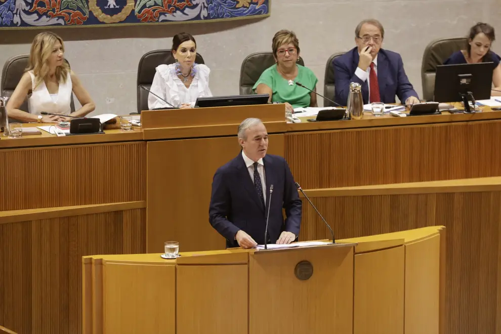 Primera jornada del pleno de investidura de Jorge Azcón en las Cortes de Aragón.