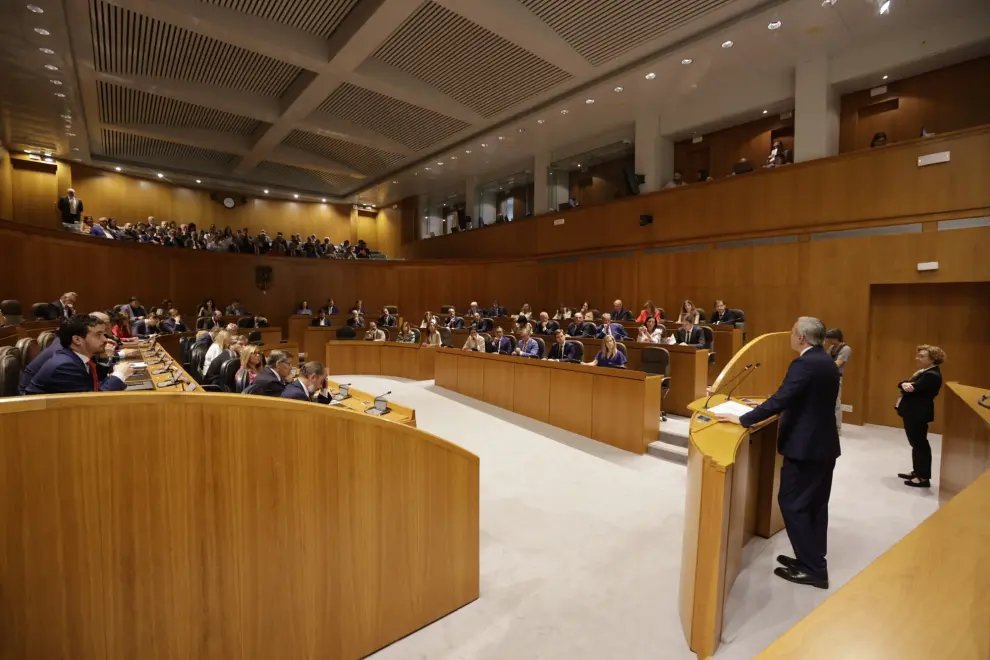 Primera jornada del pleno de investidura de Jorge Azcón en las Cortes de Aragón.