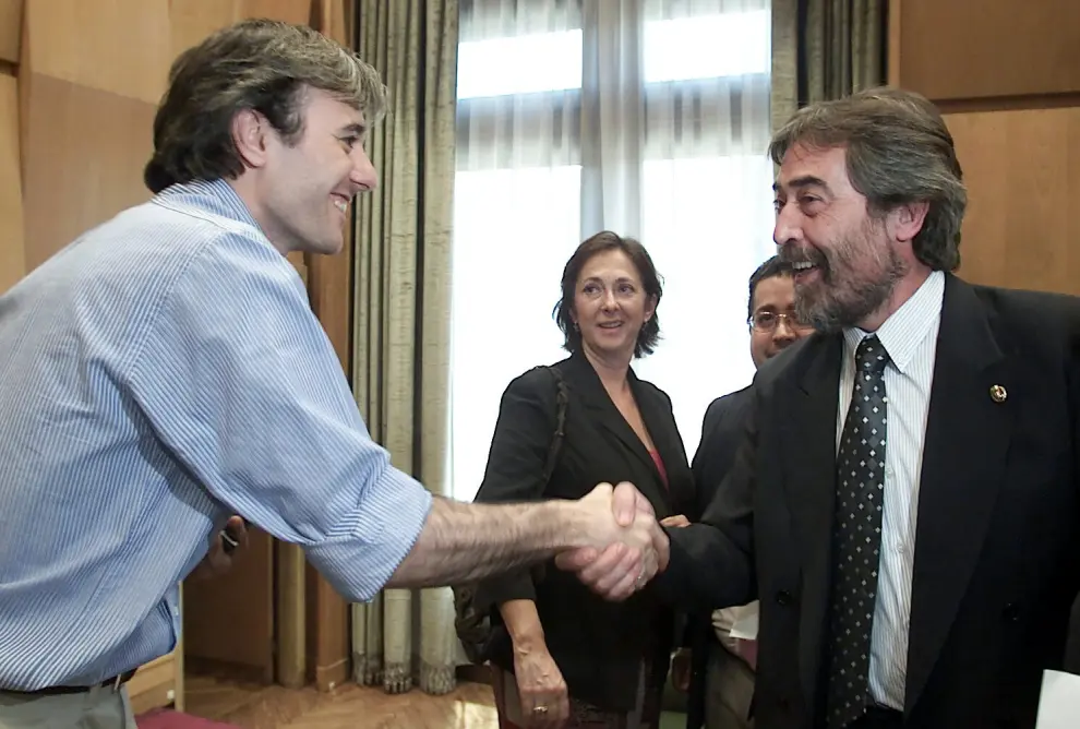 Jorge Azcón y Juan Alberto Belloch, en 2003.