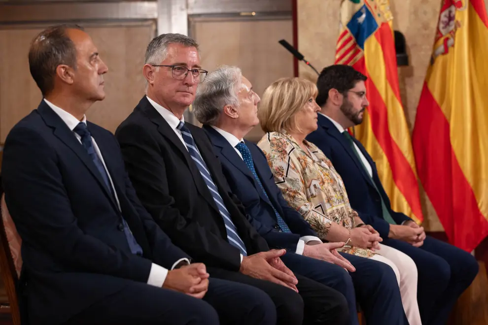 Fotos de la toma de posesión de los consejeros del Gobierno de Aragón.